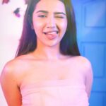 Roshni Walia Instagram - One of the best songs . . . . . #reels #reelitfeelit #explore #foryou #cute #roshniwalia #reelsinstagram #trending #hindi #bollywood 🔚