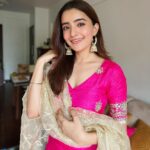 Rukshar Dhillon Instagram - Sawaar Loon♥️