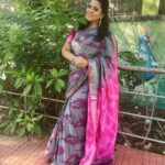 Rupa Sri Instagram - I love Lenin Sarees. This is one of my favourite lenin saree!!❤️ Most of my Lenin Sarees are from @ashas_womens_collection 🥰💕