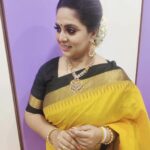 Rupa Sri Instagram - On a great evening at 8th Vijay Television Awards Make up and hairstyle by @j_makeover_artistry111 Thank You for your makeover😘❤️