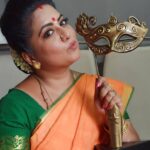 Rupa Sri Instagram - Thanks to @vijaytelevision For giving this ''best mamiyar" Award 😍😍🥰🥰😘😘👑👑🏆🏆🏆 Proud to be an best mamiyar