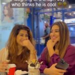 Saba Khan Instagram - It’s a sister thing 😂 @somikhan_ks . . . #sabakhan #somikhan #khansisters #sisters #bestfriends #love #sisterhood