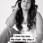 Sameera Reddy Instagram - Celebrating all the beautiful mamas! We are perfect just the way we are 🕶️❤️ #happymothersday #bodypositive #mama Photography: @shwetashetty86 Mua @makeupbyrishabk Hair @nat_chava