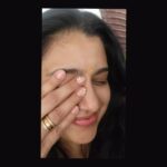 Samyuktha Varma Instagram - Palapookal 🌸sammanichu poya nte kunjaniyanum aniyathikkum thanks!