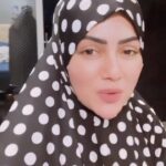 Sana Khan Instagram - Kyun ki Namaz Mai He Kamyabi hai 🤲🏻♥️ Toh bado kamyambi ki taraf with ur loved ones. Kahtey hai jo fajr padta hai woh pura din Allah ka jhanda leke chalta hai. We gotta work hard to stay in Allah’s team 😍 Namaz sukoon deti hai. #sanakhan #anassaiyad