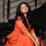 Sanam Shetty Instagram - Did you know it's Propose Day?🤔 Good luck ya'll..Tell me if you got a YES💗 . . . Outfit & Styling @vibhafashionhouse Photography @shots_by_ad MUH @makeupbyjenitabhaskar #happyproposeday 💖 #allaboutlove