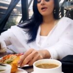 Sanam Shetty Instagram - Who else is craving for spicy Pani puri 😋? . . . . BTS shot @samissiah Outfit @ivalinmabia At @darzaluxuryresorts Makeup @monz_makeover Hair @pk_makeoverartistry #bts #chaatlover