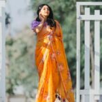 Sanam Shetty Instagram - Can you feel the love?💛 . . . Organza saree by @6yarddrape Styling @shyn_fascino Photography @adam_kae Draping @the_thish MUH @sujitha_makeup_artist Venue @the_french_town #jessiesland #fridaylove #tgif #sunshineyellow #organzasaree #collaredblouse #sanam #sanamshetty
