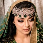 Sanam Shetty Instagram - NOOR 💚 The Arabic Princess collection Transformation of our leading lady @sam.sanam.shetty captured by @rahuldev1177 Mesmerizing in a green ensemble by @naziasyedofficial .. makeover by makeup artist @vijiknr Accessories #bronzemakeoverstudio #latestshoot📷 #noor #newcollection #arabbride #princessstyles #rahuldev #naziasyed #sanamshetty #sanamshettyofficial #bigboss #vijiknrmakeup #bronzemakeoverstudio #fashionphotography #emeraldgreen