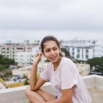 Sanchana Natarajan Instagram - Gloomy day🌥️ With @madras_ponnu 🥰