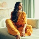 Sanchana Natarajan Instagram - 🌻 Shot by- @wankhede_shreya Hair- @makeupandhairby_netra
