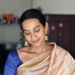 Sanchana Natarajan Instagram - இமை போல நான் காக்க கனவாய் நீ மாறிடு🤍