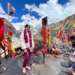 Sanchita Shetty Instagram - Devabhumi My dream come true! The most Divine trip ever in my whole Life. 🙏 Exactly a month ago visited all these divine places. In the sun, rain & freezing cold & snow I kept hiking & climbing, don’t even know how much I trekked every single day, stayed in tents -5 degrees & heavy rains Every step was divine experience 🙏 Whoever visit Devabhumi will feel every breath & you will remember that God is within you🙏 Thankful & grateful to God Gurus for the wonderful opportunity & life time humbling experience 🙏 Feeling Blessed 🙏 “ my life time the miracle Char dham yatra 2022 “ Heartfelt gratitude to everyone whoever Helped & supported my journeys : Family,relatives, friends,well-wishers travel agent & drivers & all Priests and guides🙏🙏 Here we go #badrinath #badrinathtemple #kedharnath #kedarnathtemple #yamunotri #yamunotritemple #gangotri #gangotritemple #trekking #trek #trekkingindia #uttarakhand #adishankaracharya #devabhumi #chardhamyatra #chardhamyatra2022 #himalayas #himalaya #kriyayogameditation #solotravel #solotrip #sanchita #sanchitashetty #love #onlypositivevibes #divine #divineexperience #nofilter #nomakeup #spreadlovepositivity ❤️