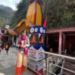 Sanchita Shetty Instagram - Devabhumi My dream come true! The most Divine trip ever in my whole Life. 🙏 Exactly a month ago visited all these divine places. In the sun, rain & freezing cold & snow I kept hiking & climbing, don’t even know how much I trekked every single day, stayed in tents -5 degrees & heavy rains Every step was divine experience 🙏 Whoever visit Devabhumi will feel every breath & you will remember that God is within you🙏 Thankful & grateful to God Gurus for the wonderful opportunity & life time humbling experience 🙏 Feeling Blessed 🙏 “ my life time the miracle Char dham yatra 2022 “ Heartfelt gratitude to everyone whoever Helped & supported my journeys : Family,relatives, friends,well-wishers travel agent & drivers & all Priests and guides🙏🙏 Here we go #badrinath #badrinathtemple #kedharnath #kedarnathtemple #yamunotri #yamunotritemple #gangotri #gangotritemple #trekking #trek #trekkingindia #uttarakhand #adishankaracharya #devabhumi #chardhamyatra #chardhamyatra2022 #himalayas #himalaya #kriyayogameditation #solotravel #solotrip #sanchita #sanchitashetty #love #onlypositivevibes #divine #divineexperience #nofilter #nomakeup #spreadlovepositivity ❤️