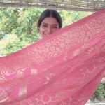 Sanchita Shetty Instagram - 🌷 Costume : @naziasyed @naziasyedofficial #instagramreels #love #joy #sareelove #sanchita #sanchitashetty #spreadlovepositivity ❤️