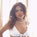 Sara Gurpal Instagram - #SaraKehndi Aaj Ta Tuesday aa 🤣🤣🤣 . . . Kidan fer #SaraKehndi channel ?