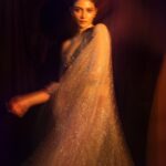 Sauraseni Maitra Instagram - Gold-dust 💫✨ #fin #gold #golddust #premierenight #starrynight