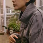 Sayani Gupta Instagram - 🐶series cont. How it started. How it’s going ➡️ Last year somewhere in a North Bengal tea garden.