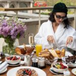 Scarlett Mellish Wilson Instagram - Living the suite life .. @fslondon .. 📸 @bylarys #luxurylifestyle #luxuryhotels #fourseasons #fourseasonsresort #fourseasonslondon #contentcreator #model #scarlettwilson London, United Kingdom