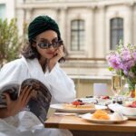 Scarlett Mellish Wilson Instagram - “I’m in love…” @fslondon 🎥 Videography and content creating @bylarys #creatingcontent #travelblogger #travelcontent #fourseasons #fourseasonslondon #fourseasonshotel