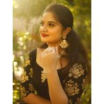 Shafna Instagram - Be your own princess!!! ✨ Jewellery @pureallure.in 💛 Costume @evanshi_designs by @reeja_thaha & @_anufathima__ ♥️ Clicked @aashiq.aashii @the.spark.stories ♥️