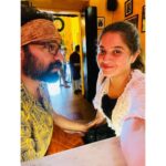 Shafna Instagram - Brighten up your life with all that you love!!! ♥️👽 @sajinsajin_ #whenatgoa #goandays #goanpeople #loveforgoa #neverends #goa #youandme #bestversionofus #iloveus #memorabledays #shafna #sajin