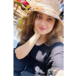 Shafna Instagram - The best version of you is in your hands!!!🤩 And they’re called Selfies!!🤪 Candids by @sajinsajin_ 👽 #travelphotography #timeofjoyandhappiness #lovetotravel #itcompletesme #goantime #goadays #loveandhappiness #moveyouforward #stayhappy #happyvibes