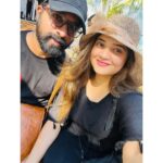 Shafna Instagram - Our heart soul and mind speak the same language!!!! TRAVEL!!! 🤩👽 #travel #youandme #traveltogether #wedowhatwelove #goa #goanstories #secondhome #happydaysatgoa #livingitoutthere #♥️ #👽