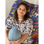 Shafna Instagram - Cuddling in new super comfy colourful bean bag from @bearteddydotin !!!! Loving my new teddy bear like bean bag🤩❤️