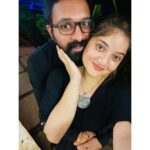 Shafna Instagram - Happy Valentines Day!!! ♥️👽 @sajinsajin_ #myvalentine #forever #beyou #bemine #loveisalwaysaround #findit #feelit #loveiswithinyou #spreadlove #lovebringshappiness #lovegiveshope #loveyourself