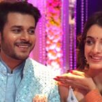 Shagun Sharma Instagram - Ending just the way we started it. With lots of happiness and Positivity. Sasural Genda phool 2 Wrap up. This show gave me the chance i was looking for, waiting for the longest time. Made sooo many special memories in such less time. I got to learn alot from each n everyone of you🥰❤️🤗 I made such amazing relations here i hope i am able to carry it forward for as long as possible 🤗😘 Lots of love to all ❤️❤️ @jaysoni25 Ill miss you the most, soecially irritating you!! N Leave the phone alone because anyway you dont reply 😛!! 🤣🤣👻👻 @supriyapilgaonkar You are adorable and u look damn cute 😘 @shrutiulfat i havent seen one person with the kinda energy like yours 🤗🥰 @ridtiwari You were the first person after Jay i spoke with and I was immediately Happy that i did 🥰😘 @soorajthapar you know it already that Ill miss the chocolates, toffees and Paneer sandwich but ill miss you for the caring nature the most. @anitakanwal_actor My Pahadi dadi the way we used to talk about Pahadi food and language🤗. Ill get some for you when my mom comes. @rupcam @rakeshkr_1144 Thankyou so much sir for Teaching me the things i didnt know, for helping me play Titli the way it was meant to be played. Ill always be grateful to you all 💞❤️ Lots of love 💞 Mumbai, Maharashtra