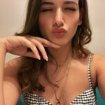 Shagun Sharma Instagram - Selfie time ❤️🥰 #love #dressingup #shagunsharma #explore #fyp #ig #viral #trending #pic Little Italy Juhu