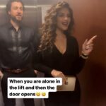 Shama Sikander Instagram - I’m sure it has happened with everyone….😂😅. #lift #funny #comedy #funnyvideos #funnyreels #funreels ##xmas #jolly #seasonsgreetings #husbandwife #jamesmilliron #shamasikander #jamsham ♥️
