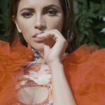 Shama Sikander Instagram - Lazy Mood of Sunday ....😊 . . . #reelsinstagram #reelitfeelit #reelsindia #stylefashion #fashionblogger #influencer #looks #shamasikanderreels