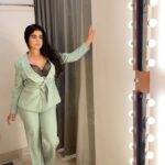 Shenaz Treasurywala Instagram - Leaving for Bangalore in the morning!!! Big trip!!! I’m shooting a series with History TV 18 which I am producing, directing, hosting everything!!! What should I pack for Bangalore??? How are these outfits?? Which one?? Official announcement tomorrow ❤️ I’m excited and nervous and anxious!!! Mumbai, Maharashtra