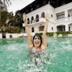 Shenaz Treasurywala Instagram - I’m going around India and calling out all the sustainable hotels! This is my new insta show ❤️Please do help me find the most sustainable eco friendly hotels in india?? First on my list is the CGH group. This was the Brunton Boatyard Hotel in Kochi. The CGH group is the best in sustainability in our country and have been doing this before sustainability became a trend. So of course, they are no 1 on my list. Responsible luxury 😍🏖️ That’s what I am looking 👀 for :) Kochi is one of my favourite cities in india and beyond its attention to historical detail, this hotel is an ecological model. Brunton Boatyard, Kochi, Kerala