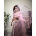 Shilpa Manjunath Instagram - Everything has beauty, but not everyone sees it. 😍 . 📸. @santosh_ranal_photography 💄 @nishismakeover 👗 @soucikabridal @kamalrajmanickath