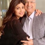 Shilpa Shetty Instagram - Happy birthday, Dad!🎉 Celebrating the most amazing father-in-law, today… 🧿♥️🧿 Wishing you many more years of good health and happiness. Love you, Dad🤗 #family#bestfatherinlaw #blessed #grateful