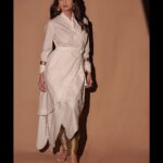 Shilpa Shetty Instagram - Gladiator mode on 🥷 We don’t run... We Fight! #LookOfTheDay #ootd #fashion #gladiator #gladiatrix #gratitude #blessed