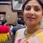 Shilpa Shetty Instagram - Back to my native roots Mangalore . Paying my obeisance to our Kuldevi #Kateeldurgaparmeshwari and Introducing my Mangalorean heritage and culture to my children , that I am so proud of . 😇🧿♥️🙏 #mangalore #home #culture #gratitude #bunt #pride