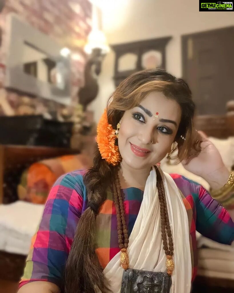 Shilpa Shinde Instagram - 🤍❤🤍❤ #ShilpaShinde #goodmorning #saturday #saturdayvibes #trending #picoftheday #saree #sareelove #southindiansaree #funtimes #saturdaymood