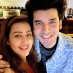 Shilpa Shinde Instagram - It's about last night🎉 Happy Birthday @mr_faisu_07🎂💕 Jab hum kisi ko pasand karte hain aur phir jab personally unko milte hain toh uss time ki feelings kya hoti hai..I can relate as a fan after meeting you all.. love to all😍❤ @nishantbhat85 @pratiksehajpal @paras_kalnawat @munawar.faruqui @rajivadatia @nishchal08 @deepti_n @pratikutekar.official #JhalakDikhhlaJaa #JhalakDikhhlaJaa10 #faisalshaikh #birthdaybash #shilpashinde #nishantbhat #pratiksehajpal #paraskalnawat #munawarfaruqui #funtimes