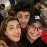 Shilpa Shinde Instagram - It's about last night🎉 Happy Birthday @mr_faisu_07🎂💕 Jab hum kisi ko pasand karte hain aur phir jab personally unko milte hain toh uss time ki feelings kya hoti hai..I can relate as a fan after meeting you all.. love to all😍❤ @nishantbhat85 @pratiksehajpal @paras_kalnawat @munawar.faruqui @rajivadatia @nishchal08 @deepti_n @pratikutekar.official #JhalakDikhhlaJaa #JhalakDikhhlaJaa10 #faisalshaikh #birthdaybash #shilpashinde #nishantbhat #pratiksehajpal #paraskalnawat #munawarfaruqui #funtimes