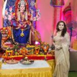 Shilpa Shinde Instagram - Happy Navratri to all❤🤗 We had a blast at the Garba night event of @falgunipathak12 ji😍 #navratrispecial #garbanight #shilpashinde #happynavratri #JhalakDikhhlaaJaa #jdj #jdj10 #blessed #grateful