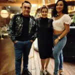 Shilpa Shinde Instagram - One of the best memories with all lovely friends❤️ @niasharma90 @nititaylor @paraskalnawat @amrutakhanvilkar @zkalra @nishchal08 @theakashthapa @mr.tanujraj @hardik_rana15 @deepti_n @suchitraswant16 @pratikutekar.official @mastanasangare @ashutoshshindephotography @trupti.patel.a.shinde @iam_mannugiri Also, I was missing you guys in yesterday's party... @manieshpaul @mr_faisu_07 @kingaliasgar @mahajani.gashmeer @gunjansinhaoriginal @rubinadilaik @dheerajdhoopar @sanamjohar @snehaworld @vaishnavi_official @vatsaalvithalani09 @iam__romsha #birthday #celebration #party #funtimes #jhalakdikhhlajaa #jdj #jdj10
