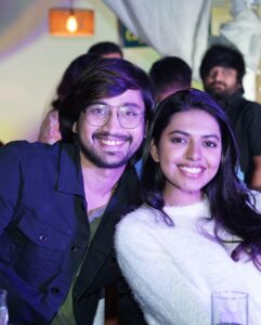 Shivani Rajashekar Instagram - Adding some Seenu and Maha love to your feed 💕
#AhaNaPellantaOnZee5 streaming now :) link in bio .
#AhaNaPellanta

Ps: Last pic - Inka chaalu..nee biscuit lu chaalu 🙏 😛 @rajtarunn 
Pc- 1 & 4 @dipalisharma29 😘
#Zee5originals @zee5telugu 
@sanjeevreddyy @rahultamada @tamadamedia @saideepreddy @basavasriharsha @dawoodsait @nageshbanell @ashkarali_cinematographer @judahsandhy @okmusician @2309madhu @kalyan_raghav_pasapula @deevyareddy @ps_varma_14 @lankasanthoshi @krishnatejasvi #Ramakrishna @eshwar_penti_choreographer @anilkumartirre @rgv_sai_varma @durgaji_yedida @ajay_varma_penmatsa #PosaniKrishnaMurali @mohammadalibaigactor @harshamrutham @actressamani @saisrinivasofficial @raghukarumanchi @iammadhunandan @dipalisharma29 @kritikasinghyadav_ @thagubothramesh @iamgetupsrinu @bhadram_actor @rajkumarkasireddy2 @ravisivatejapaila @trishool_jeethuri @dorababu_pediredla @_aishwarya_govardhan @actorrakeshofficial @zee5Telugu @zee5tamil