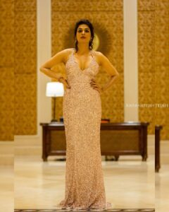 Shraddha Das Thumbnail - 412K Likes - Most Liked Instagram Photos