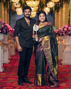 Shreya Anchan Instagram - Best Actress for Rajini #Zeekutumbaawards2023 
What more do I need  to start this year ✨
Feeling grateful, thankful & blessed 💫

Papa I respect and appreciate you for never trying to hold me back from what I desire in life.
I could have never reached where I am without you. 
You are the reason behind all my success.
Love u Purusha ❤️ @sidhu_sid_official 

To all my fanfam thank you for your love , time and your positive energy. It lifts my spirit
You guys are amazing 
Lots of love to you my dear fanfam 💜

Thank you @zeetamizh 💜Ramanan sir, Aran sir for this great opportunity
Very Much honored ✨ 
Thank you my whole Rajini team 🤗 
#Rajini #bestactress  #zeekutumbaawards2023
