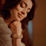 Shriya Saran Instagram - Uffff love this video Music and vibe @deepak_vijay_photography it was worth the wait . Thank you for this amazing shoot Thank you @ajshetty for introducing us . @makeupbymahendra7 for transforming me …. I was exhausted that day . @priyanka_sherkar1 for hair . Pregnant and at it . You are amazing . @sithara_kudige from one mom to another . You are a superb . You worked day and night to make sure my looks worked . Sarees are amazing but more amazing is your dedication . Thank you for @kabzaamovieofficial Thank you guys . Grateful