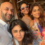 Shriya Saran Instagram - A day in Goa !!!! So worth it , thank you Love you guys @dhrutidave @rahullings @therahulaggarwal @suparnamoitra_